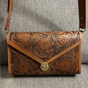Genuine leather crossbody bag, made in India